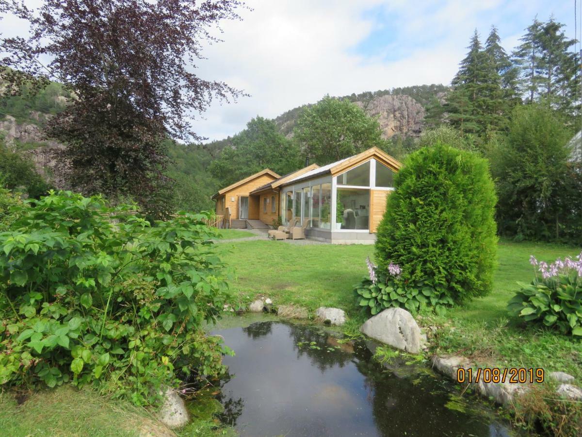 Ovstefjellsa Gard &Aktivitet Senter Hotel Flekkefjord Bagian luar foto